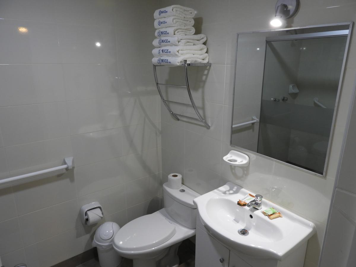 Nice Inn Tacna Bagian luar foto